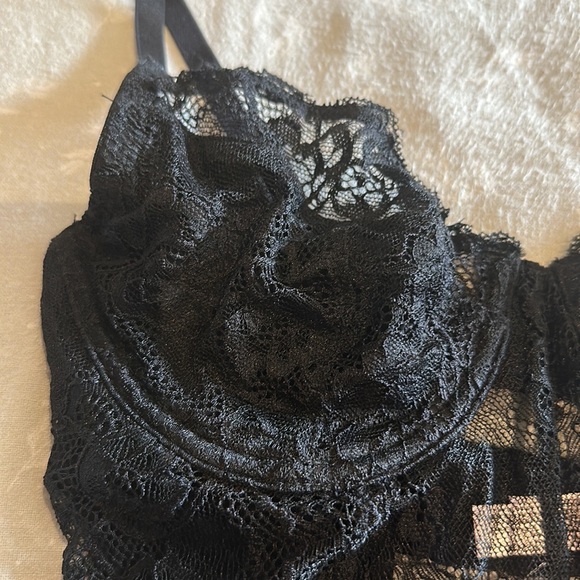 La vie en rose black lace teddy - Picture 8 of 9